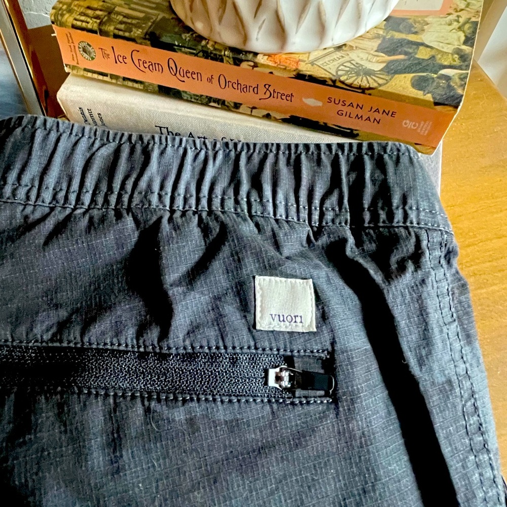 Vuori Ripstop Cargo Pants in Black/Grey Camo